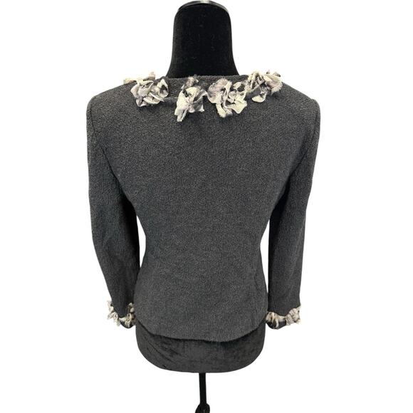 St. John Gray Wool Blend Zip Jacket with Raw Edge Rosette Trim Size 6 - Picture 4 of 12